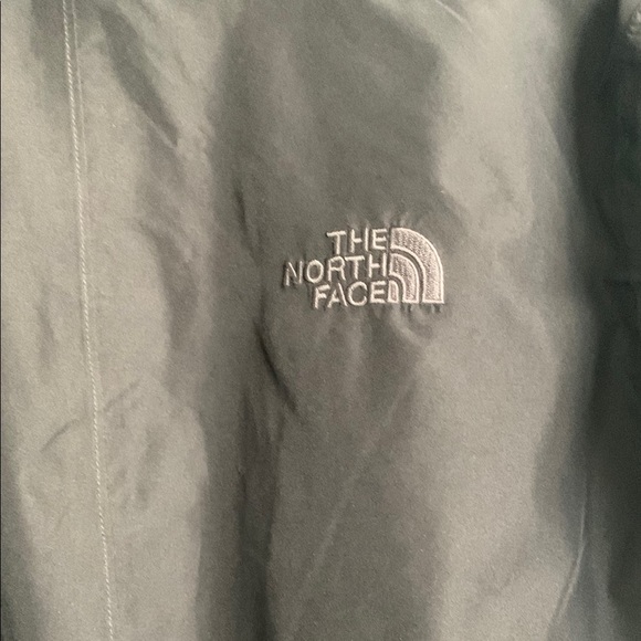 The North Face Black Ski & Snow Jacket - Picture 9 of 12